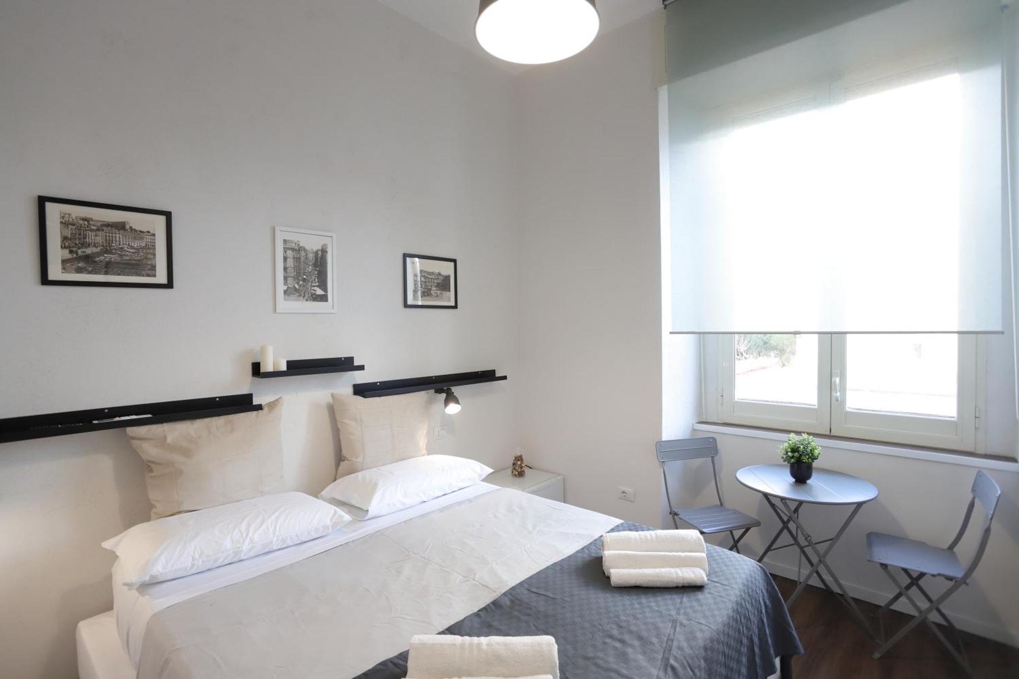 Tammurriata Nera Bedroom Naples Exterior photo